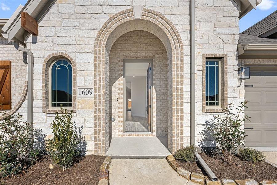 Exterior details and patio area of a home in Addison Hills Classic 60s, Cedar Hill (Image 26).