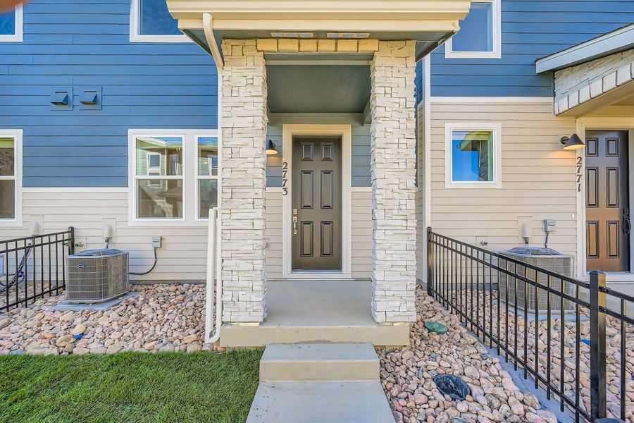 Longmont, CO New Home.  - Slide 4