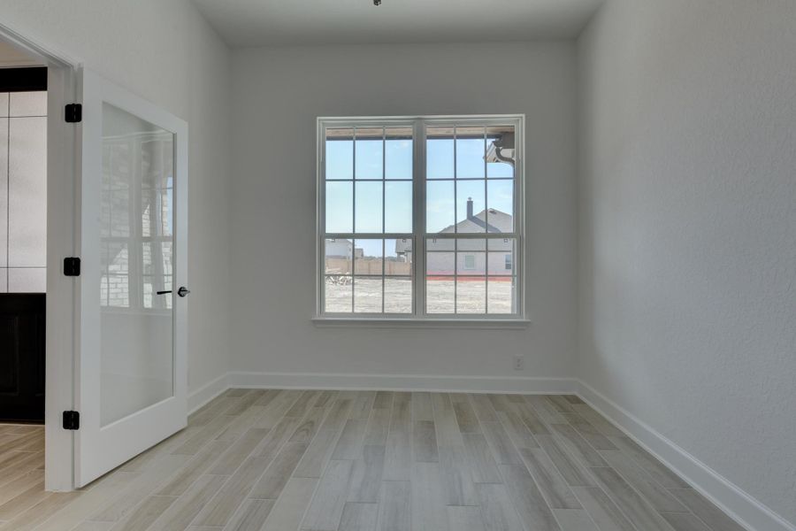 Representative unfurnished interior of a home built from the Carmen by Ashton Woods in Megan's Landing 70's, Castroville (Image 19).
