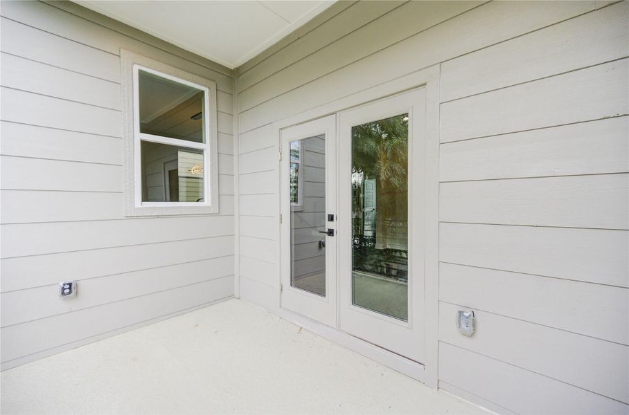 Rear Balcony Rear Balcony