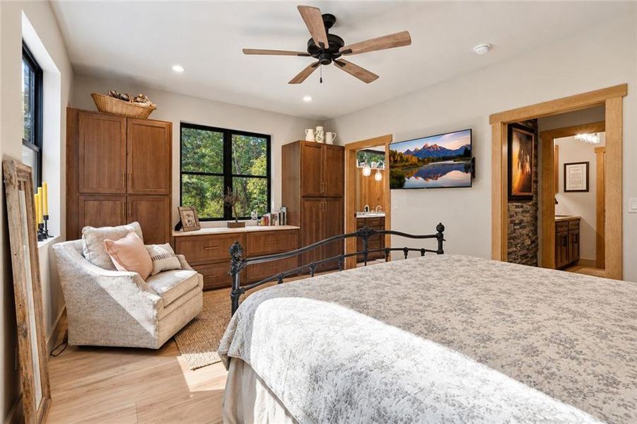 Furnished interior view inside a new home in , Ellijay (Image 16).