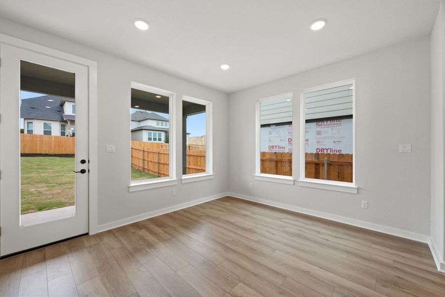 Spacious, unfurnished interior of a new home in Heritage, Dripping Springs (Image 33).