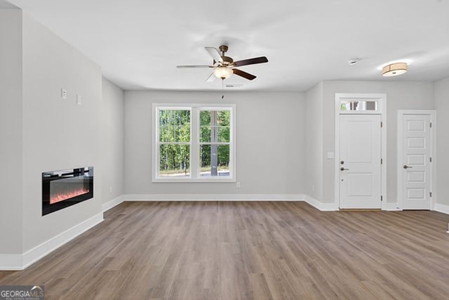 Spacious, unfurnished interior of a new home in The Park at Gainesville Township, Gainesville (Image 24).