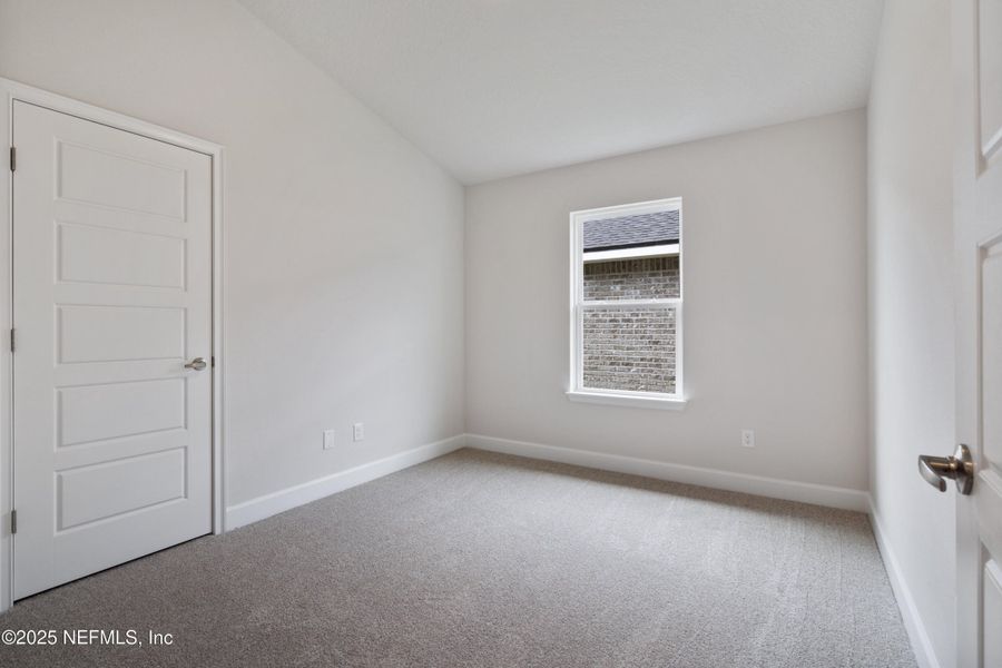 Spacious, unfurnished interior of a new home in Shadow Crest at Rolling Hills, Green Cove Springs (Image 21).