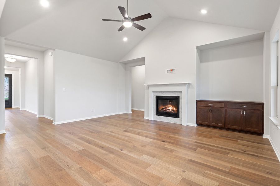 Representative unfurnished interior of a home built from the Palmer by Ashton Woods in The Estates at La Cima, San Marcos (Image 51).