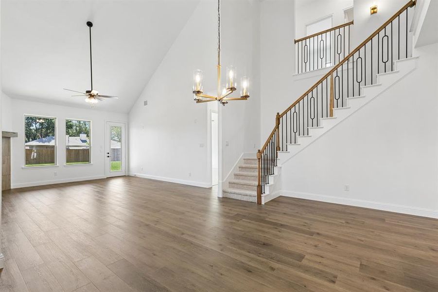 Spacious, unfurnished interior of a new home in Cambridge Manor, North Richland Hills (Image 17).