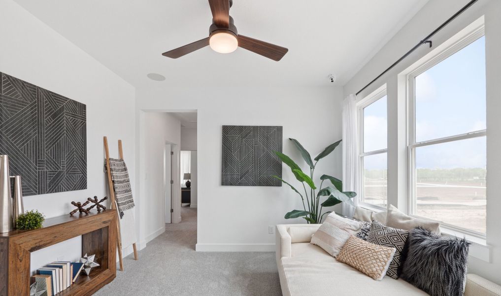 Loft with plenty of natural light Loft with plenty of natural light