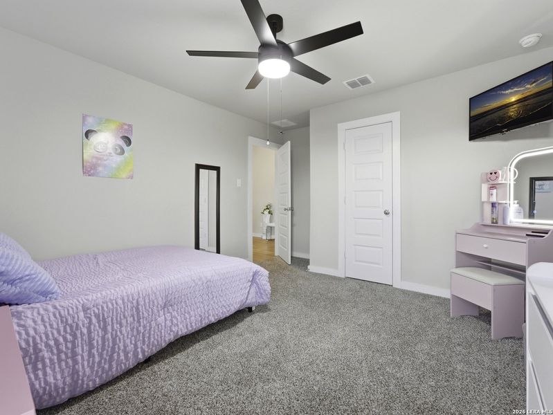 Furnished interior view inside a new home in Summer Hills, Atascosa (Image 10).