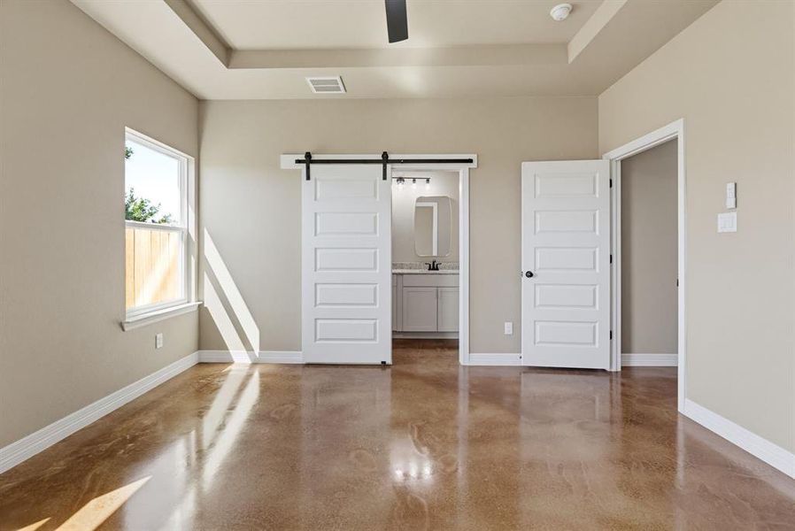 Spacious, unfurnished interior of a new home in , Killeen (Image 22).