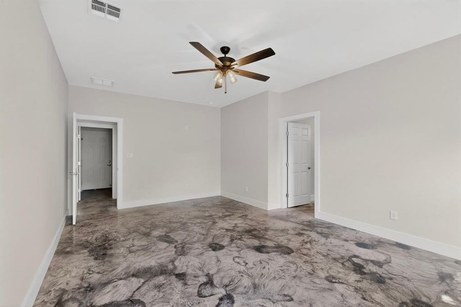 Spacious, unfurnished interior of a new home in , Perrin (Image 27).