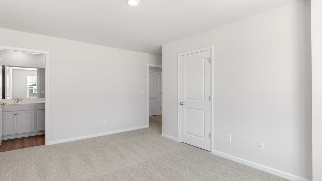 Spacious, unfurnished interior of a new home in Waterside Townhomes, Surf City (Image 25).