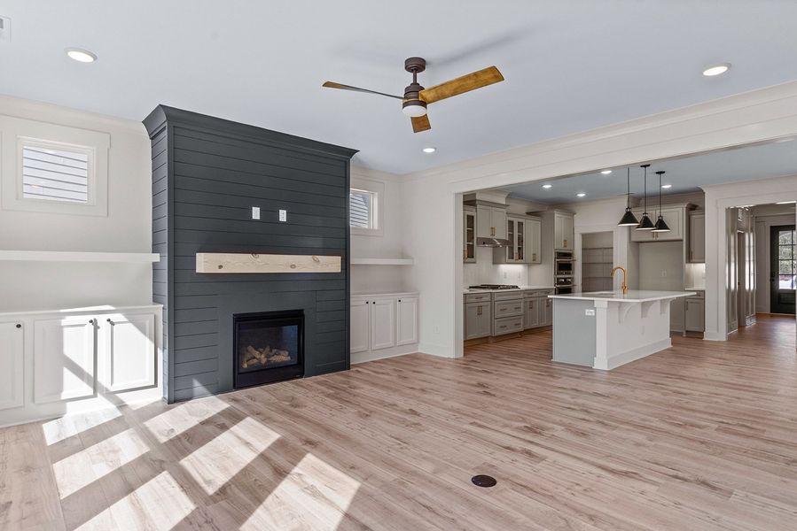 Representative furnished interior of a home built from the The Lennon by RobuckHomes in East & Mason, Wilmington (Image 9).