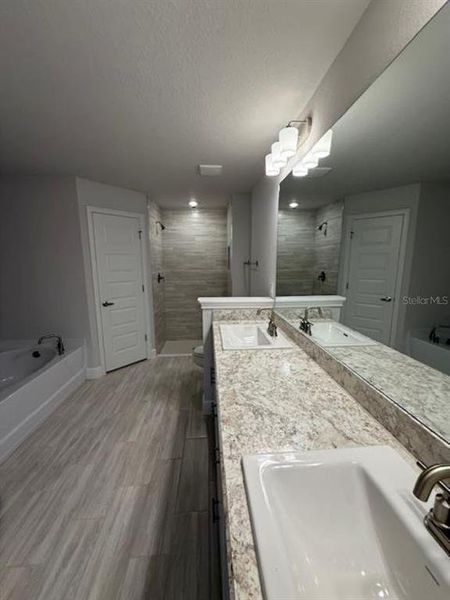 Image 18 of a home in St. James Park.