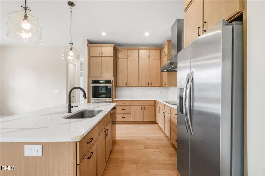 33-103 Slocum Dr-33 33-103 Slocum Dr-33