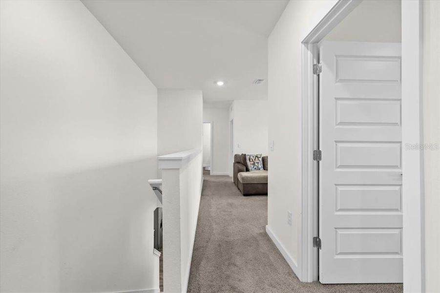 Spacious, unfurnished interior of a new home in Epperson, Wesley Chapel (Image 24).