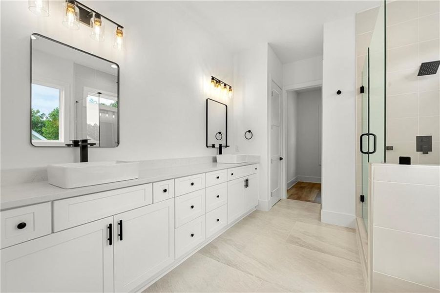 Furnished interior view inside a new home in , Jefferson (Image 10).