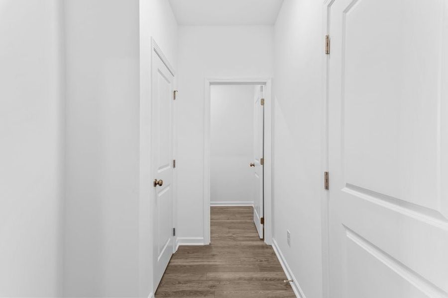 Spacious, unfurnished interior of a new home in Windance Lake, Loganville (Image 14).