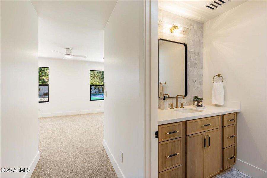 030-IMG_6762 030-IMG_6762