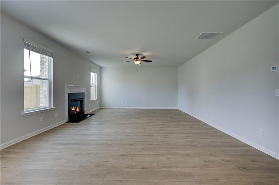 Spacious, unfurnished interior of a new home in Burchwood, Stockbridge (Image 15).