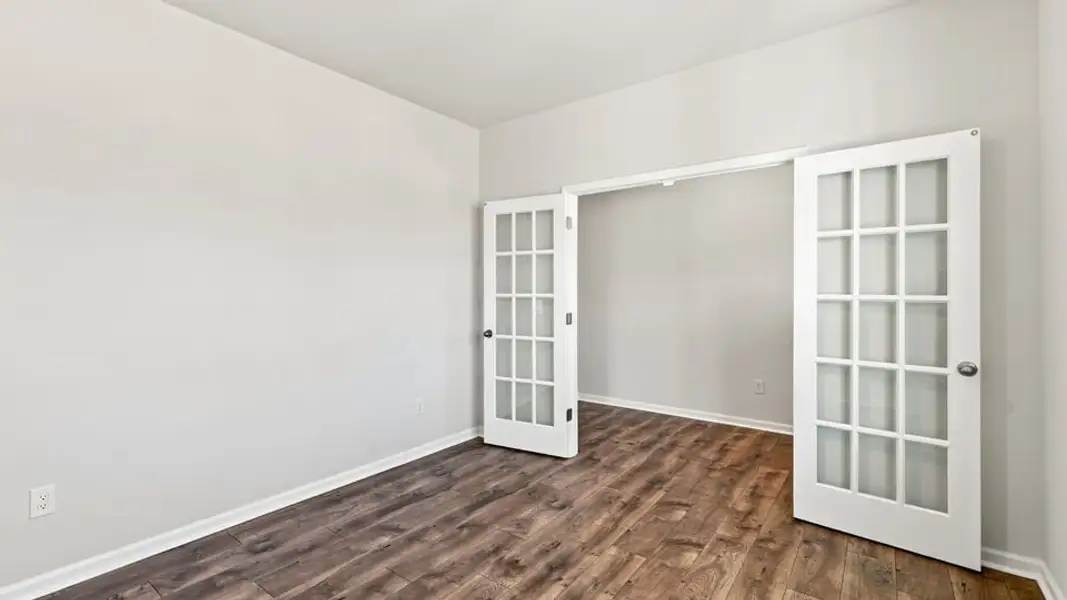 Spacious, unfurnished interior of a new home in Woodglen, Piedmont (Image 22). Spacious, unfurnished interior of a new home in Woodglen, Piedmont (Image 22).