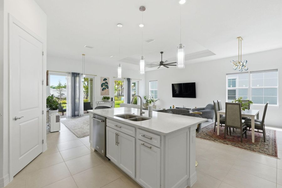 23-web-or-mls-10550_Northbrook_Cir_032