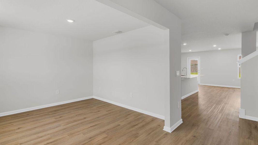 Spacious, unfurnished interior of a new home in Wesley Park, Crawfordville (Image 45).