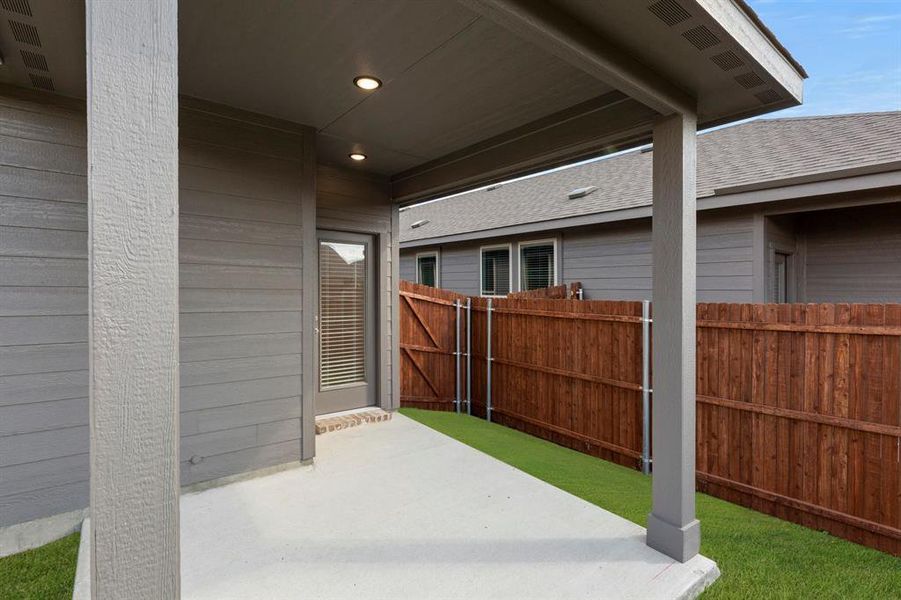 25. 1706 Potomac - Patio 25. 1706 Potomac - Patio