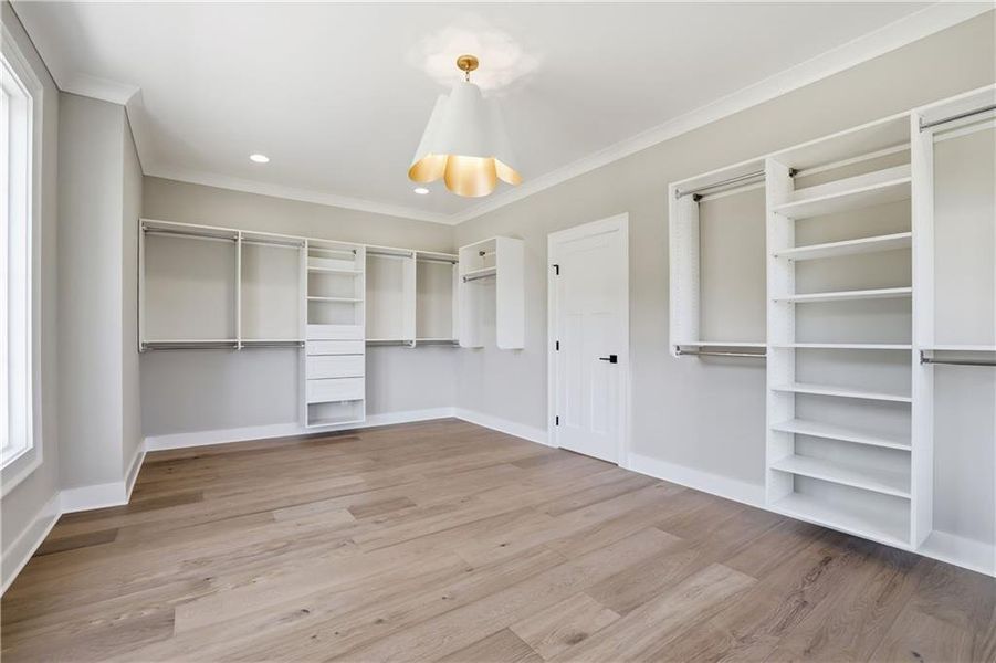 Spacious, unfurnished interior of a new home in , Cumming (Image 10).