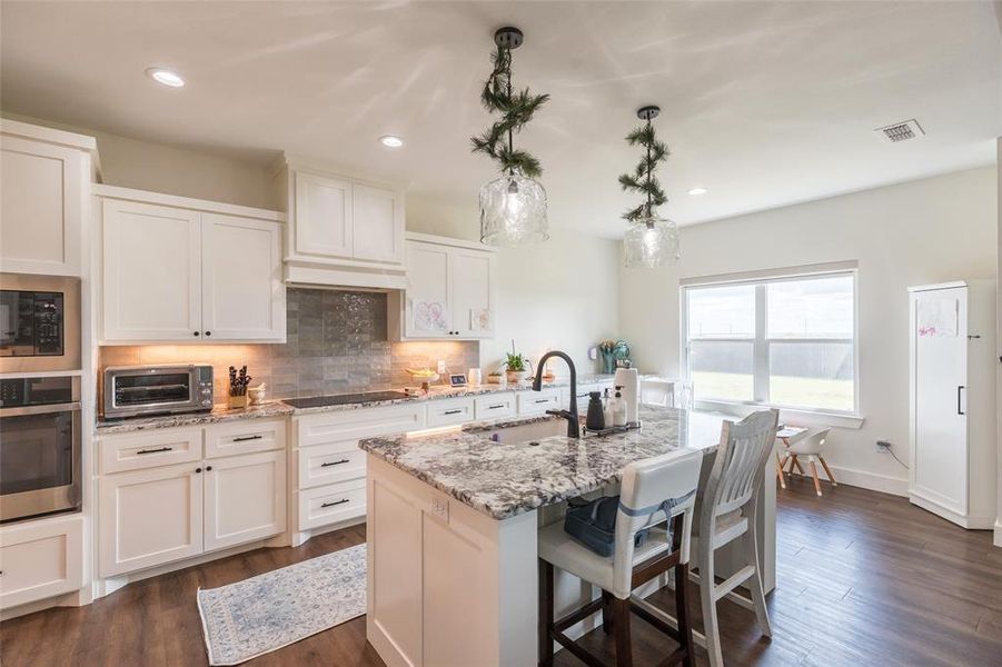 Furnished interior view inside a new home in , Tuscola (Image 14).