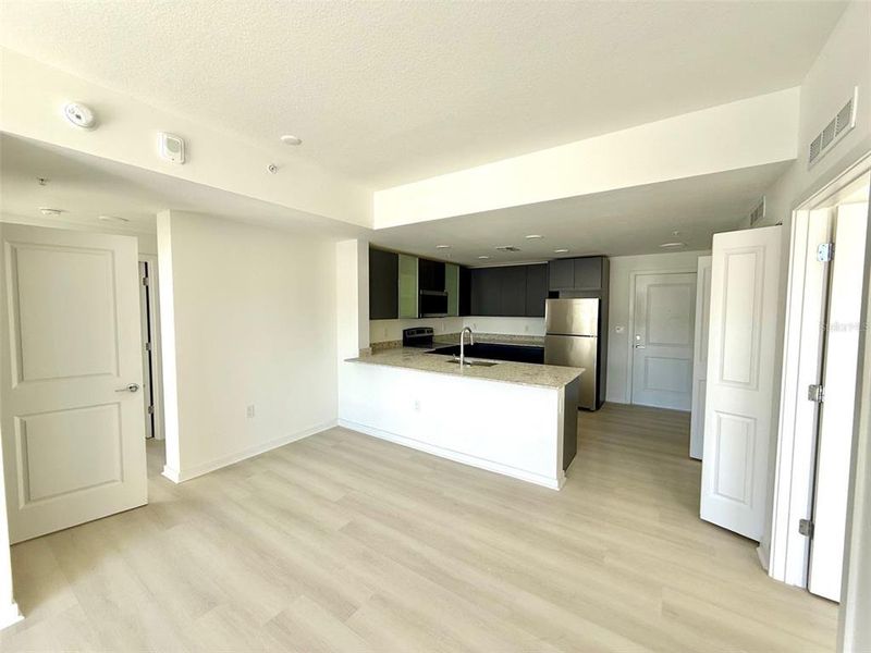 Furnished interior view inside a new home in , Orlando (Image 8).