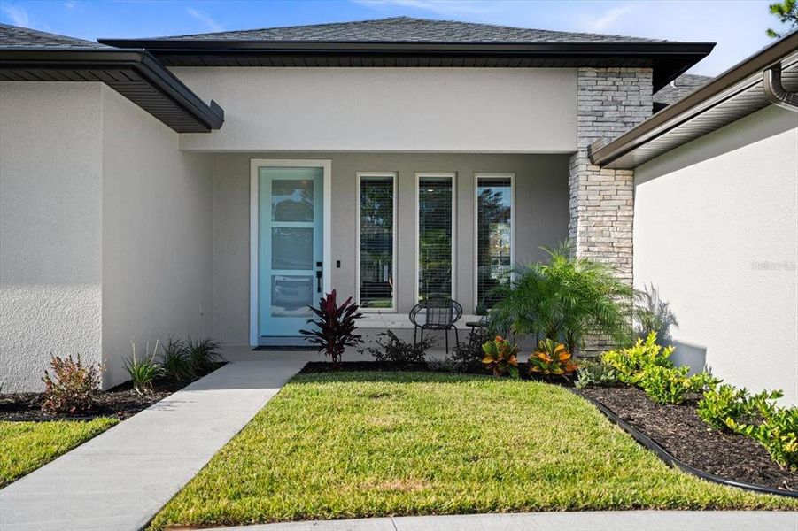 Exterior details and patio area of a home in , Palm Coast (Image 27).