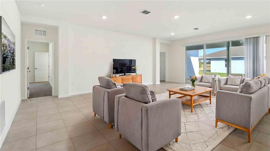 Furnished interior view inside a new home in Waterford, Brooksville (Image 10).