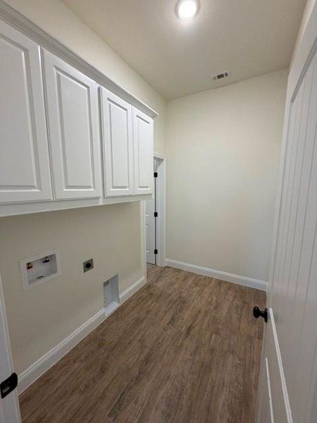 Spacious, unfurnished interior of a new home in , Azle (Image 20).