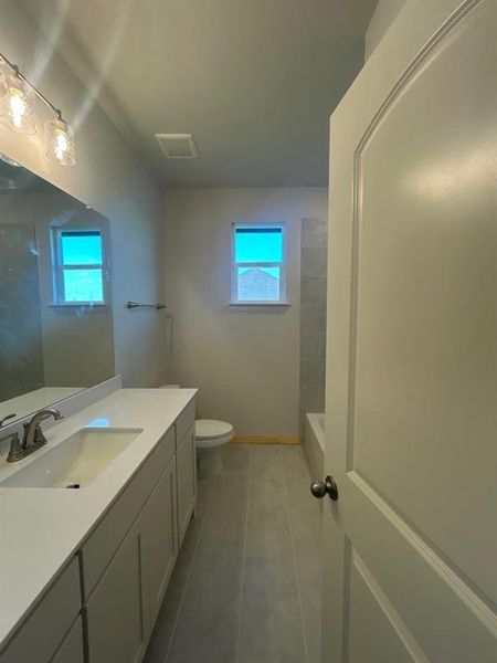 Image 15 of a home in Terra Escalante.