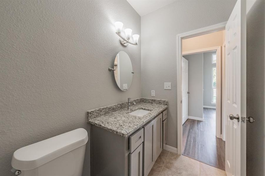 Furnished interior view inside a new home in , Fort Worth (Image 16).