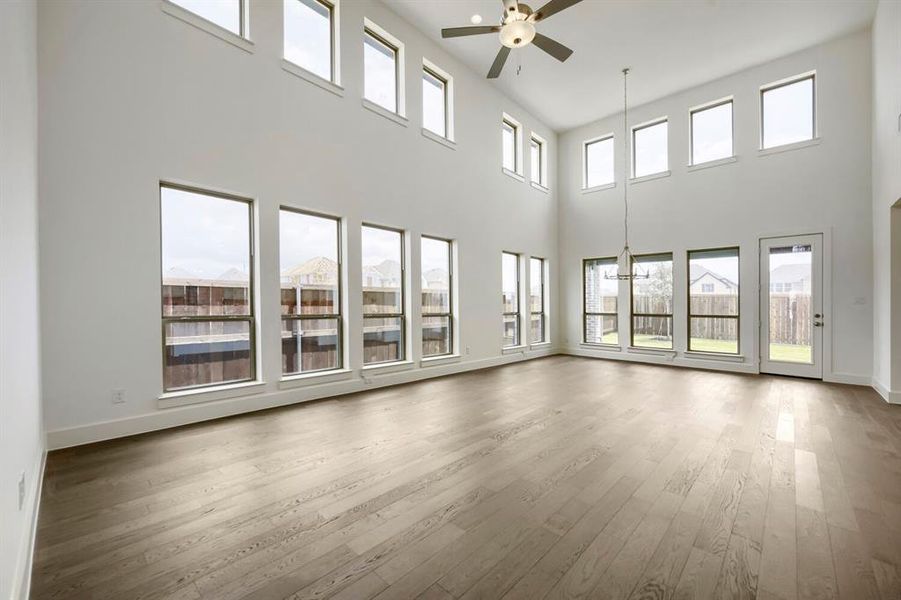 Spacious, unfurnished interior of a new home in Wellington, Fort Worth (Image 13). Spacious, unfurnished interior of a new home in Wellington, Fort Worth (Image 13).