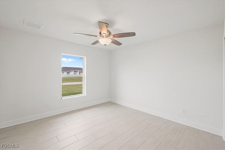 Spacious, unfurnished interior of a new home in Cape Coral, Cape Coral (Image 29). Spacious, unfurnished interior of a new home in Cape Coral, Cape Coral (Image 29).