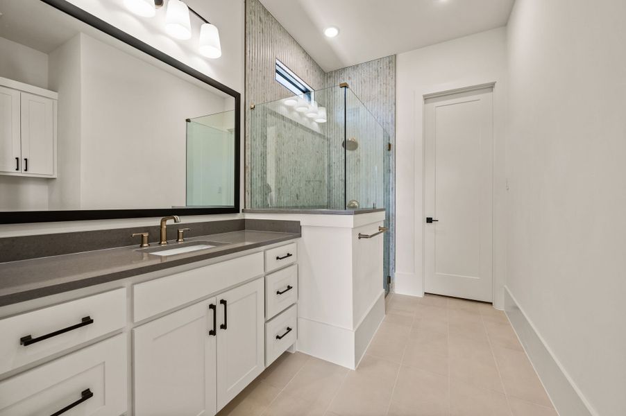 Furnished interior view inside a new home in The Resort on Eagle Mt. Lake, Fort Worth (Image 19).