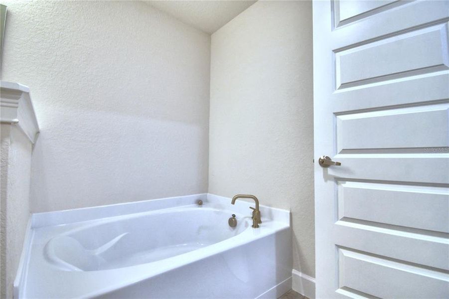 Close-up of interior finishes inside a home in Cadence Crossing, Auburndale (Image 15).