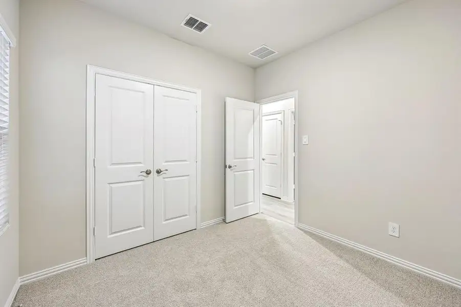 Spacious, unfurnished interior of a new home in Parks at Foster Crossing - Spring Series, Anna (Image 23).