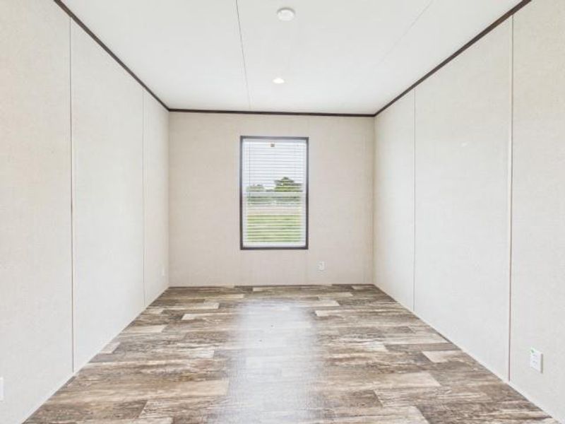 Spacious, unfurnished interior of a new home in , Murchison (Image 25).