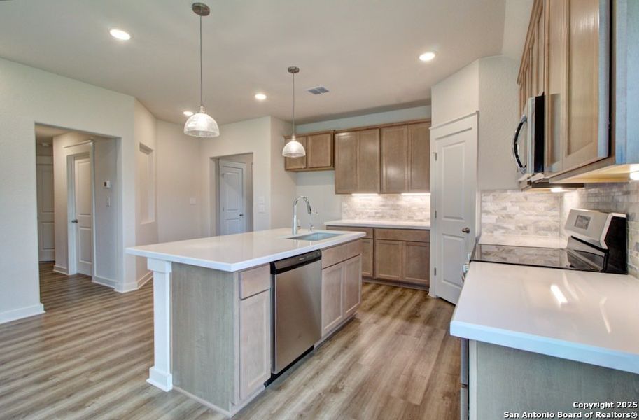 Furnished interior view inside a new home in Cloud Country, New Braunfels (Image 4). Furnished interior view inside a new home in Cloud Country, New Braunfels (Image 4).