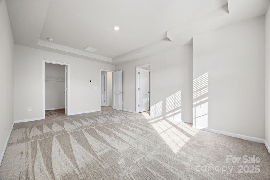 Spacious, unfurnished interior of a new home in , Fort Mill (Image 11).