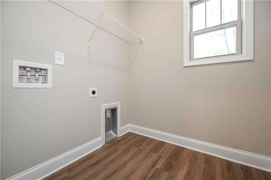 Spacious, unfurnished interior of a new home in , Douglasville (Image 31).