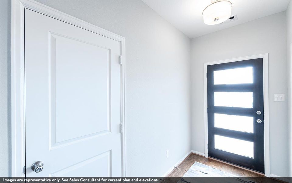 Spacious, unfurnished interior of a new home in River Ranch Meadows, Dayton (Image 16).