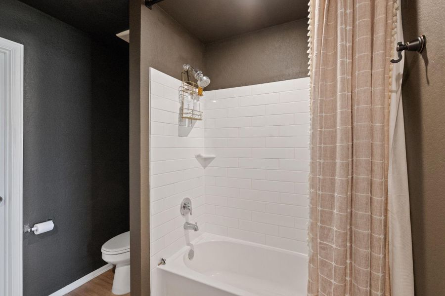 Close-up of interior finishes inside a home in Sterling Point at Baytown Crossings: Watermill Collection, Baytown (Image 17). Close-up of interior finishes inside a home in Sterling Point at Baytown Crossings: Watermill Collection, Baytown (Image 17).