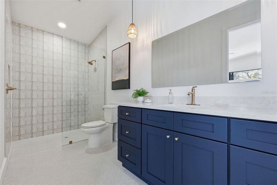 Furnished interior view inside a new home in , Tampa (Image 54).