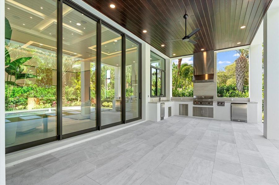 30-505 SE Atlantic Drive Lantana, FL-130