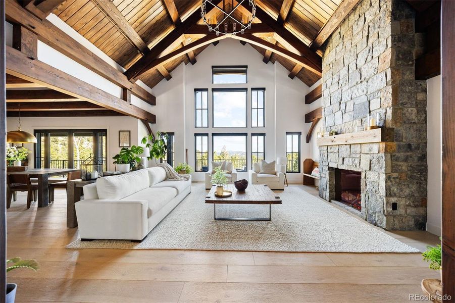 Community amenities in , Evergreen (Image 27).