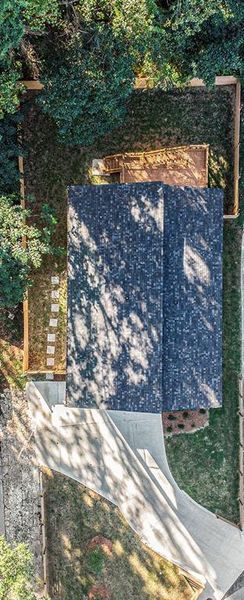 Image 34 of a home in .